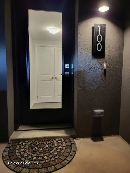Lovely 2-Bedroom Town House Niagara Falls 0*,