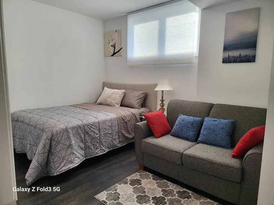 Lovely 2-Bedroom Town House Niagara Falls